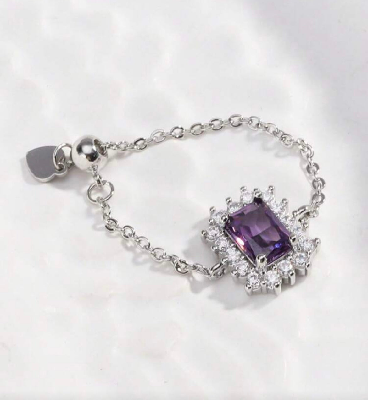 Adjustable chain ring